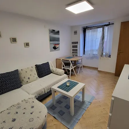 Apartment Apartman Jelen Vodice